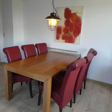 公寓 Haus Unter D. Eichen Am Stettiner Haff *