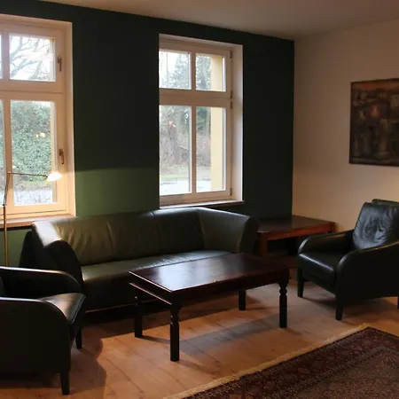 Haus Unter D. Eichen Am Stettiner Haff * Luckow (Mecklenburg-Vorpommern)